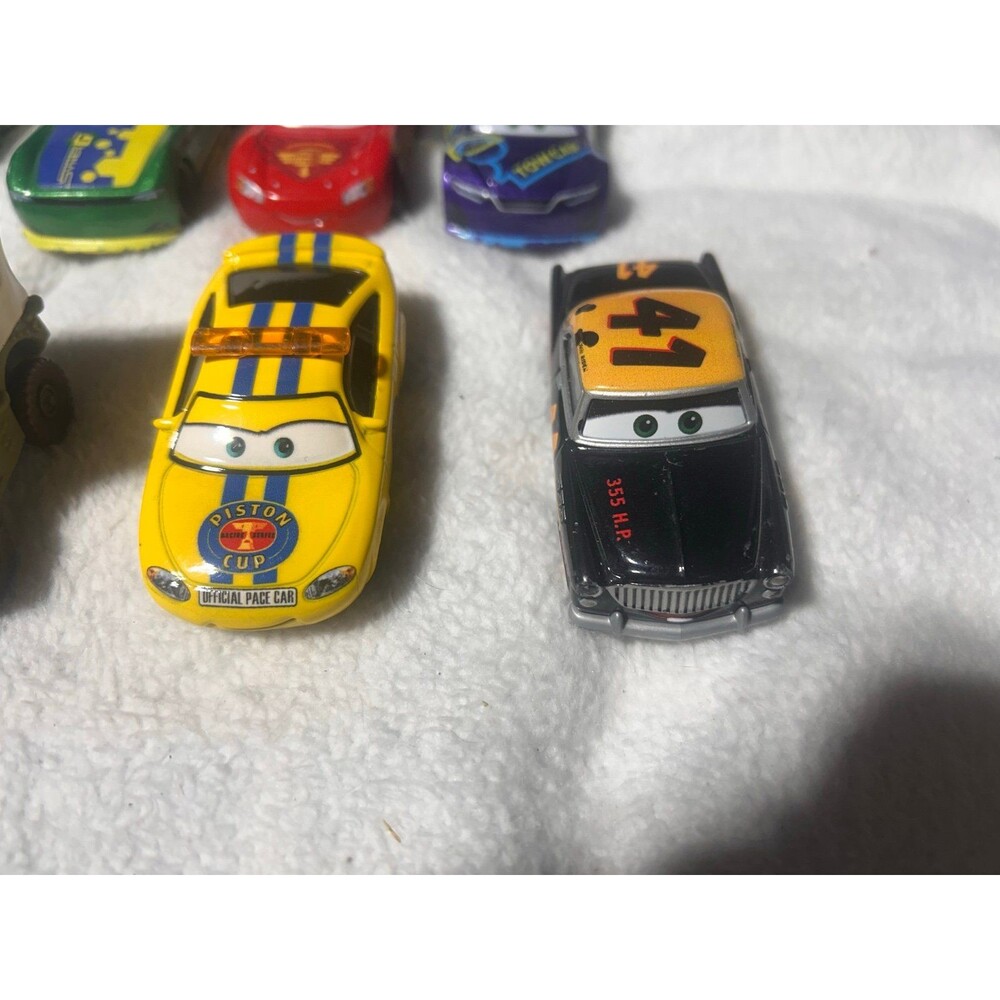 Disney Cars - Picture 2 of 8